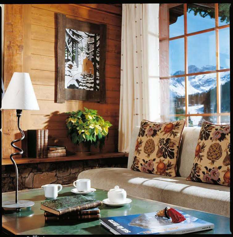 Grand Hotel Au Rond Point Des Pistes Courchevel Luaran gambar